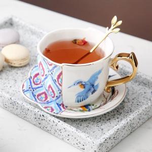 Watercolor bird style cup