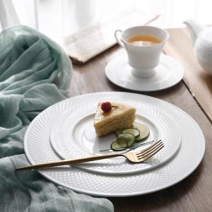 hotel restaurant dessert plate